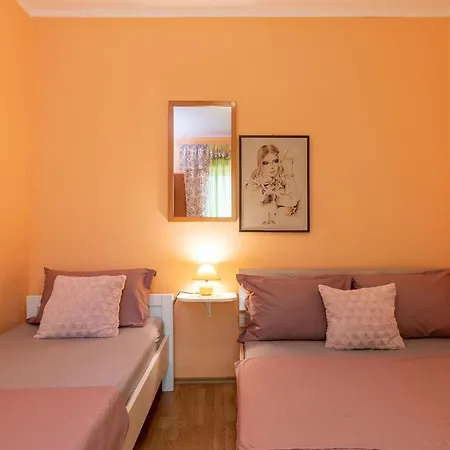 Michael's House Apartman *