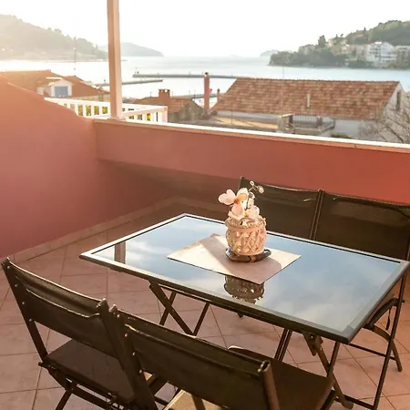Michael's House Vela Luka